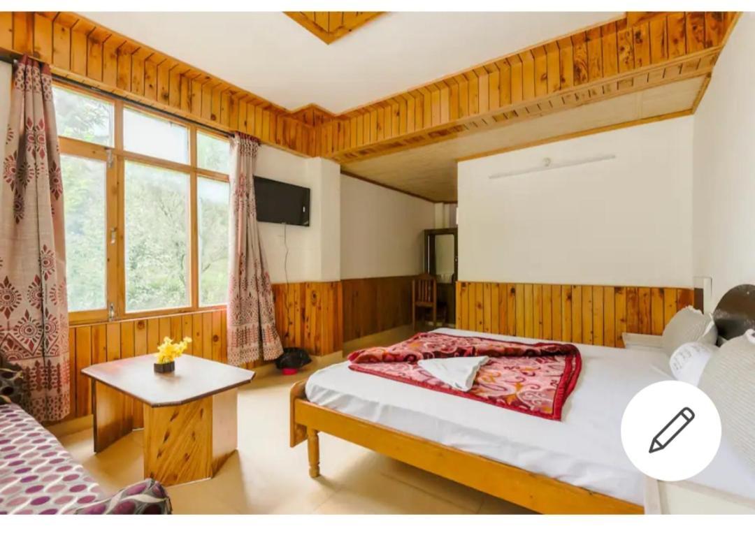 Tirthan Crest Homestay Banjār Exterior foto