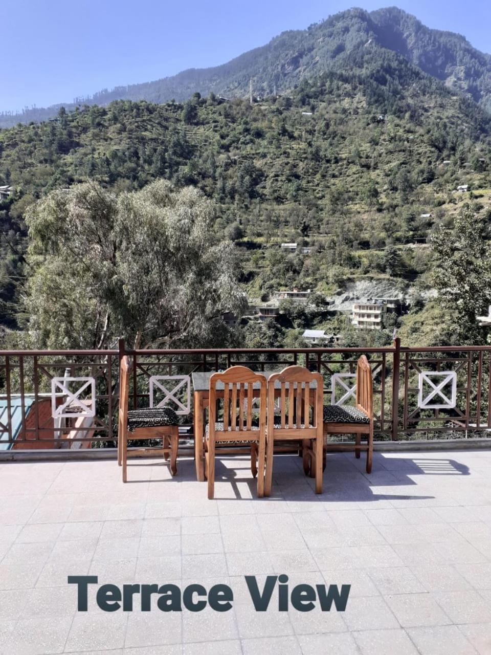 Tirthan Crest Homestay Banjār Exterior foto
